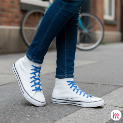 Lacets pour baskets et sneakers plats et larges longueur 90 cm largeur 7 mm couleur bleu azur