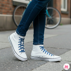 Lacets pour baskets et sneakers plats et larges longueur 110 cm largeur 7 mm couleur bleu jeans