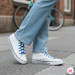 Lacets pour baskets et sneakers plats et larges longueur 90 cm largeur 7 mm couleur bleu azur
