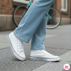 Lacets pour baskets et sneakers plats et larges longueur 110 cm largeur 7 mm couleur blanc neige