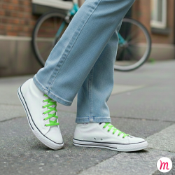 Lacets pour baskets et sneakers plats et larges longueur 110 cm largeur 7 mm couleur vert fluo
