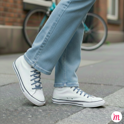 Lacets pour baskets et sneakers plats et larges longueur 150 cm largeur 7 mm couleur bleu jeans