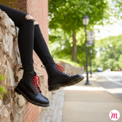 Lacets pour boots et sneakers ronds et épais longueur 180 cm diamètre 4 mm couleur rouge passion
